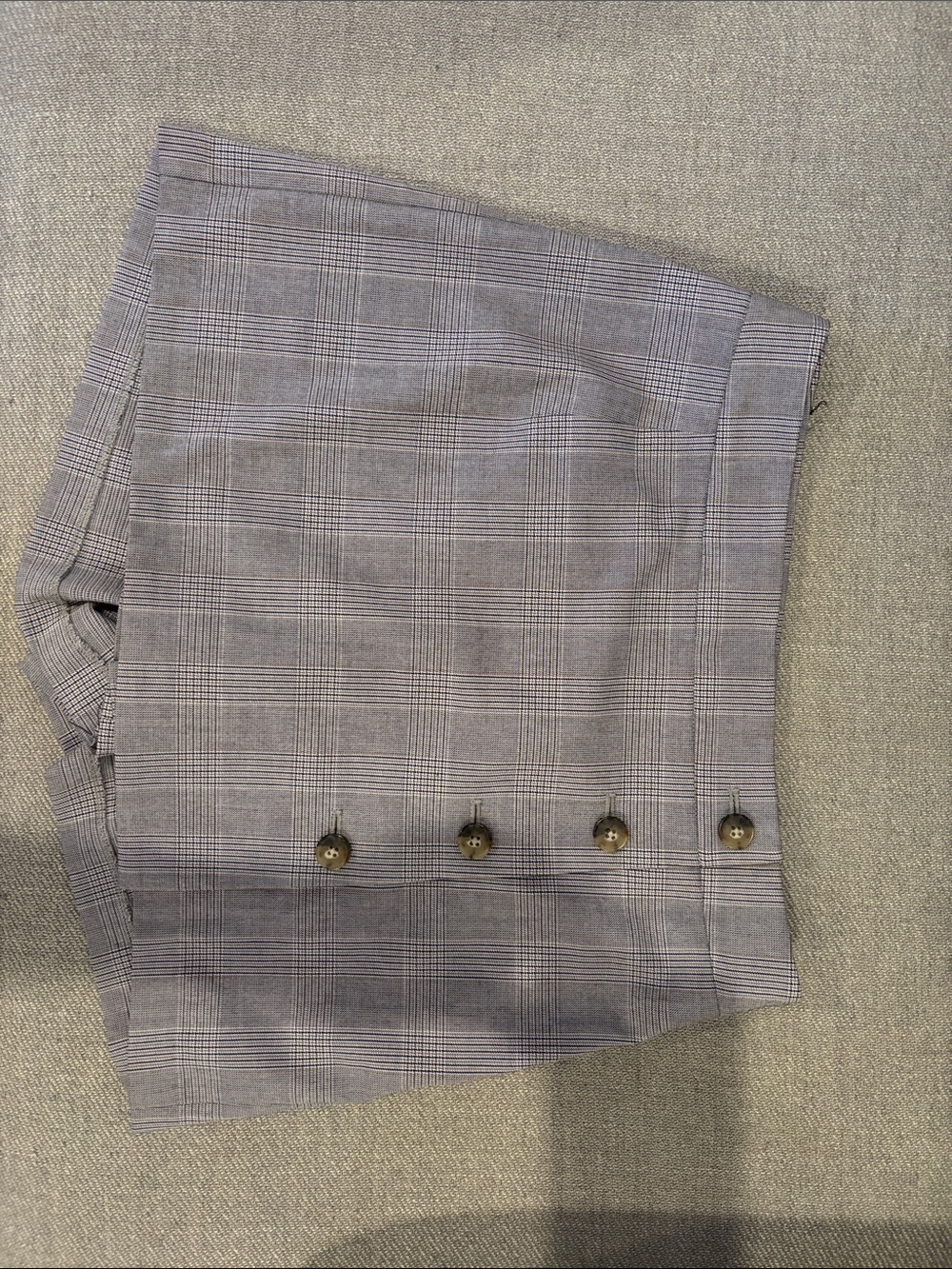 Aritizia Sunday Best Gray Plaid Skort (built in Shorts) with Button Trim